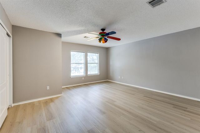 2200 Milan DR, Cedar Park, TX 78613