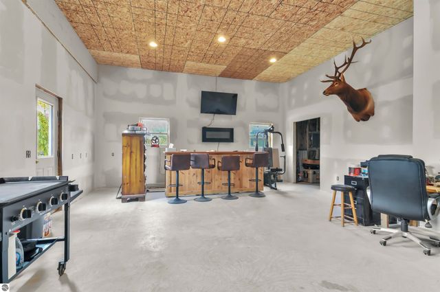 3626 90th Avenue, Evart, MI 49631