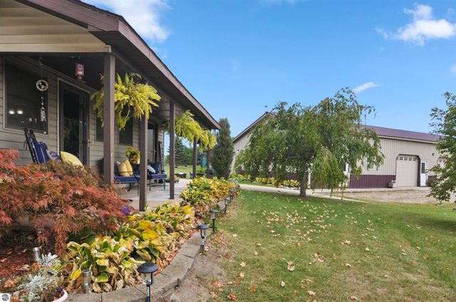 3626 90th Avenue, Evart, MI 49631