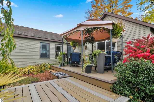 3626 90th Avenue, Evart, MI 49631