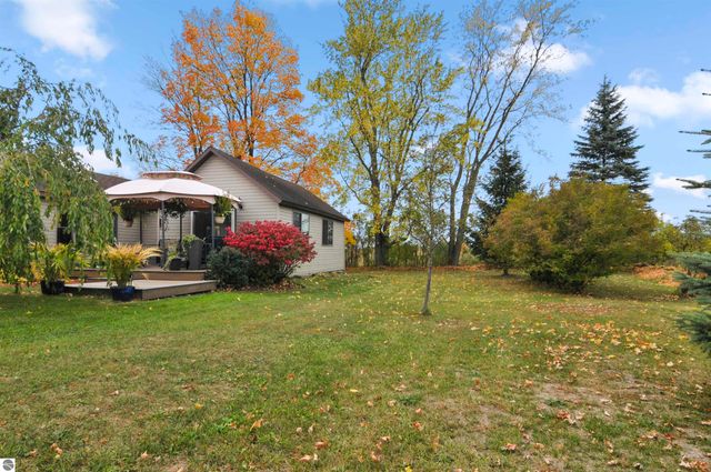 3626 90th Avenue, Evart, MI 49631