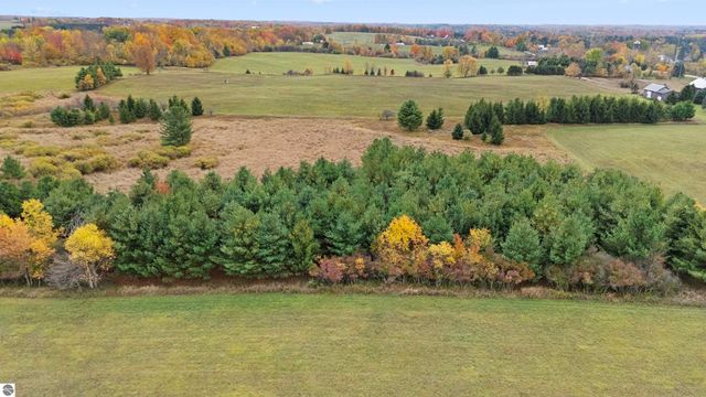 3626 90th Avenue, Evart, MI 49631