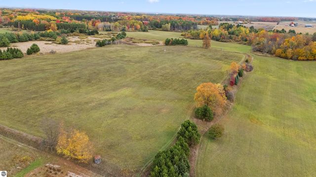 3626 90th Avenue, Evart, MI 49631