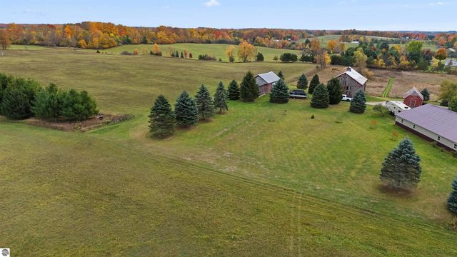 3626 90th Avenue, Evart, MI 49631