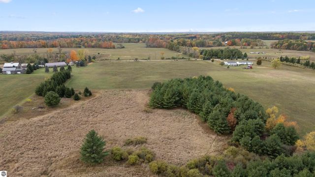 3626 90th Avenue, Evart, MI 49631