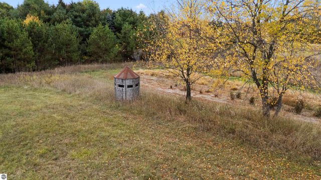 3626 90th Avenue, Evart, MI 49631