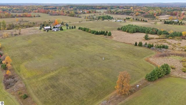 3626 90th Avenue, Evart, MI 49631