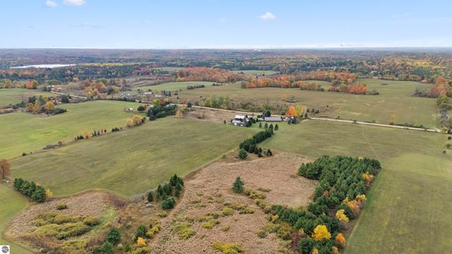 3626 90th Avenue, Evart, MI 49631