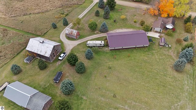 3626 90th Avenue, Evart, MI 49631