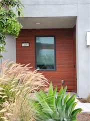 430 Transport, Tustin, CA 92782