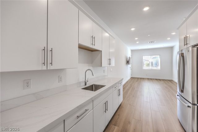 5242 Fisher Falls Court, Las Vegas, NV 89149