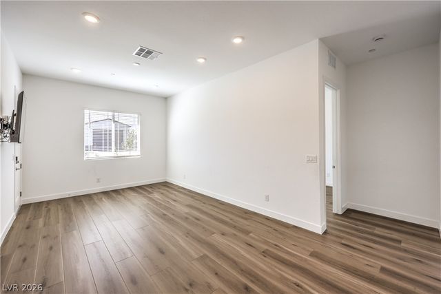 5242 Fisher Falls Court, Las Vegas, NV 89149