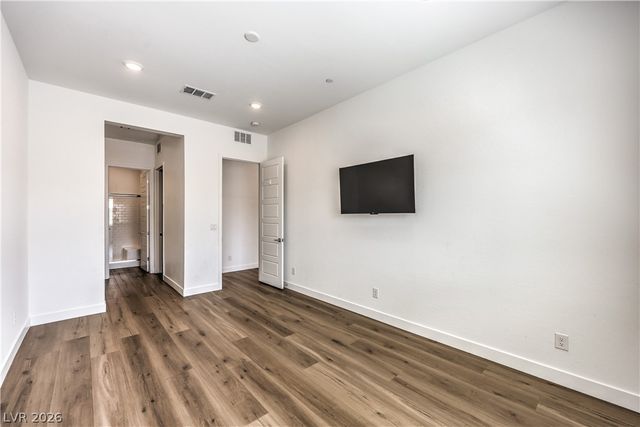 5242 Fisher Falls Court, Las Vegas, NV 89149