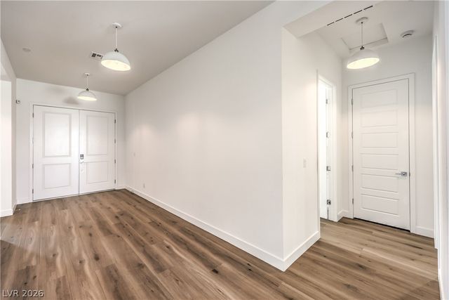 5242 Fisher Falls Court, Las Vegas, NV 89149