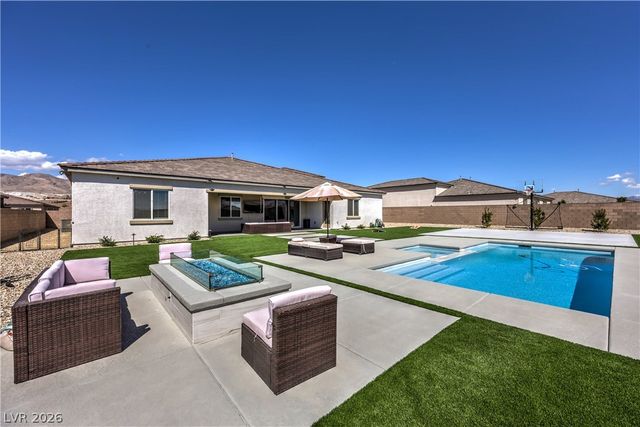 5242 Fisher Falls Court, Las Vegas, NV 89149