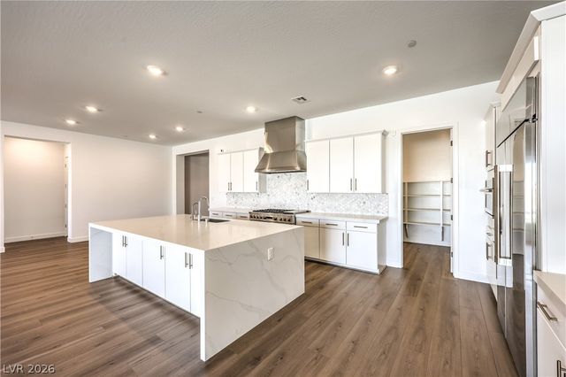 5242 Fisher Falls Court, Las Vegas, NV 89149