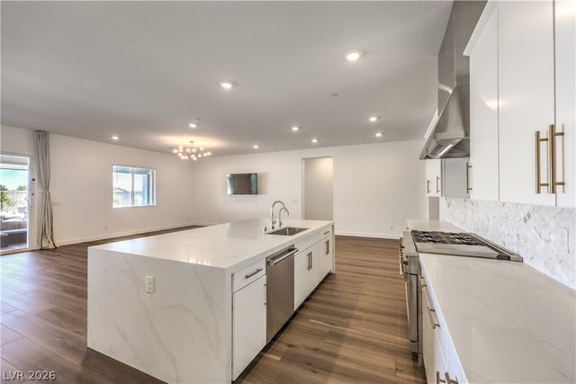 5242 Fisher Falls Court, Las Vegas, NV 89149