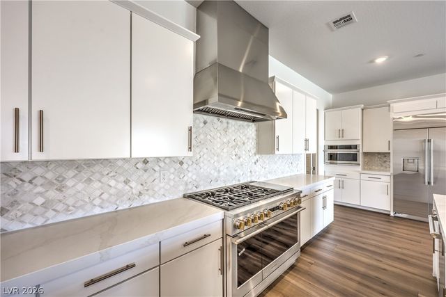 5242 Fisher Falls Court, Las Vegas, NV 89149