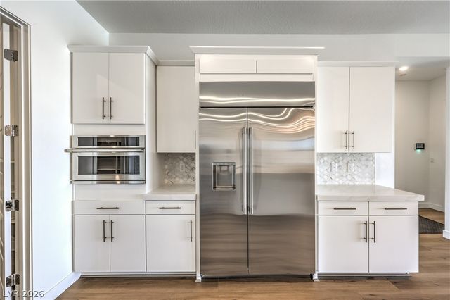 5242 Fisher Falls Court, Las Vegas, NV 89149