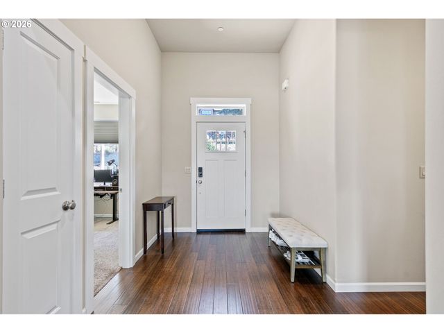 6451 DOGWOOD St, Springfield, OR 97478