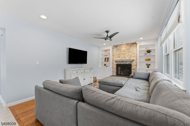 105 Stephen Way, Hillsborough Twp., NJ 08844