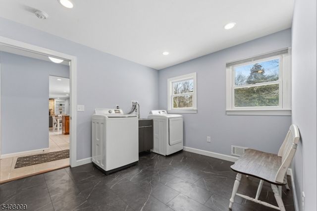 105 Stephen Way, Hillsborough Twp., NJ 08844