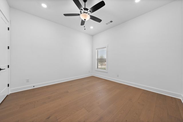 132 Willow Oak Drive, Krugerville, TX 76227