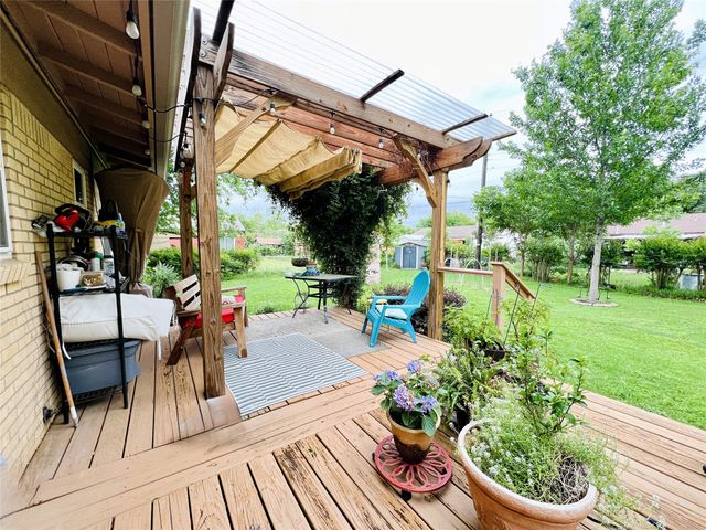 310 W 15th Street, Irving, TX 75060