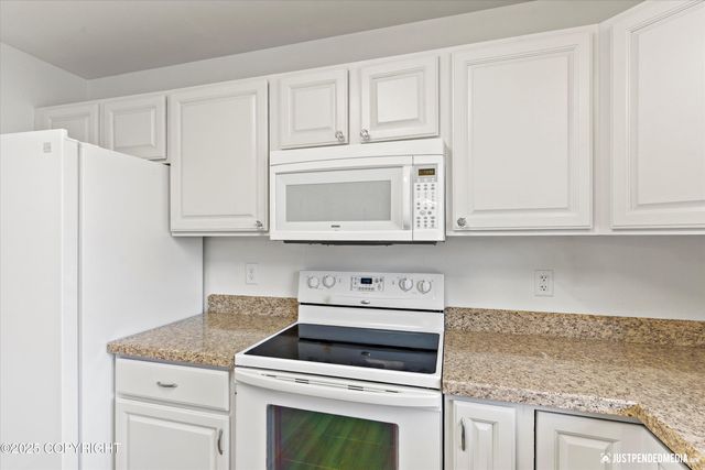 2101 Revere Circle, Anchorage, AK 99515