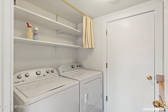 2101 Revere Circle, Anchorage, AK 99515