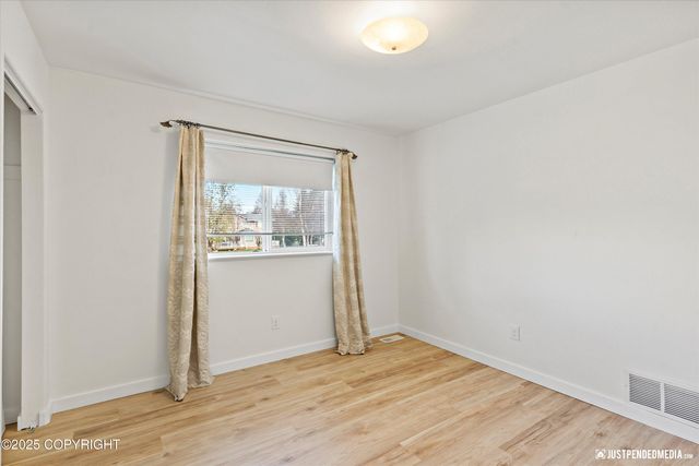 2101 Revere Circle, Anchorage, AK 99515