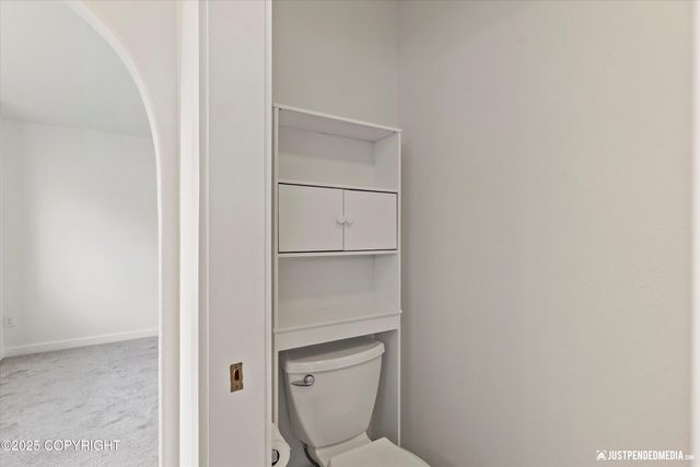 2101 Revere Circle, Anchorage, AK 99515