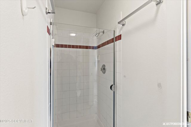 2101 Revere Circle, Anchorage, AK 99515