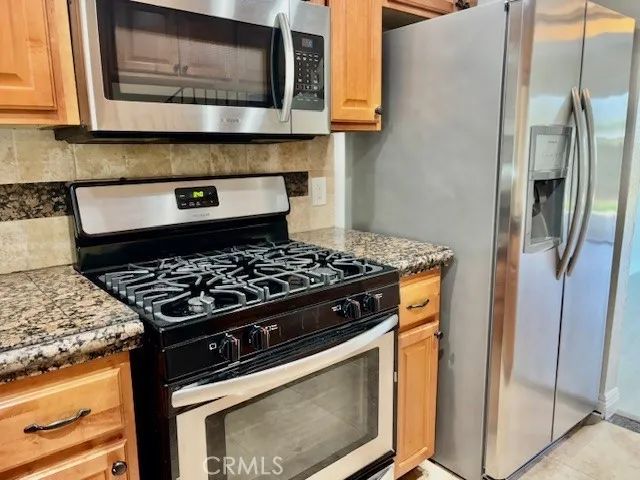 2558 ORANGE Avenue C, Costa Mesa, CA 92627