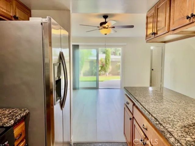 2558 ORANGE Avenue C, Costa Mesa, CA 92627
