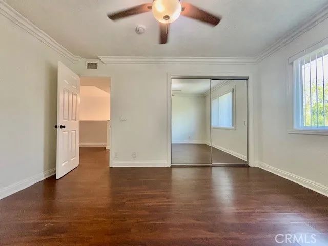 2558 ORANGE Avenue C, Costa Mesa, CA 92627