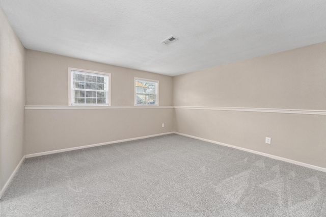 2515 W Sunnybrook St, Wichita, KS 67217