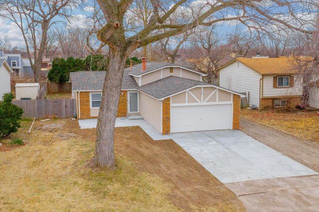 2515 W Sunnybrook St, Wichita, KS 67217