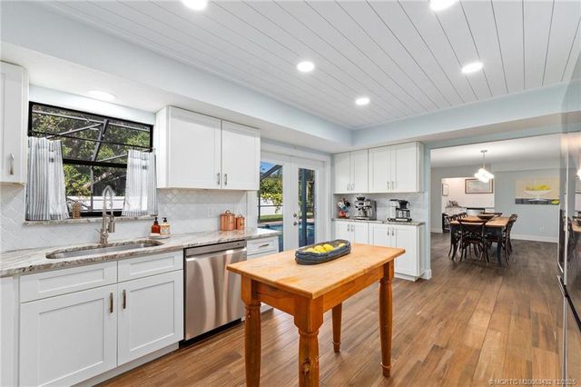 4304 SE Fairway E, Stuart, FL 34997