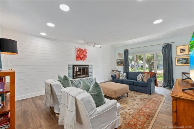 4304 SE Fairway E, Stuart, FL 34997