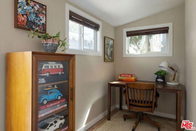 2527 Arthur Street, Los Angeles, CA 90065