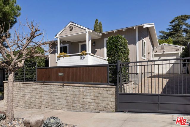 2527 Arthur Street, Los Angeles, CA 90065