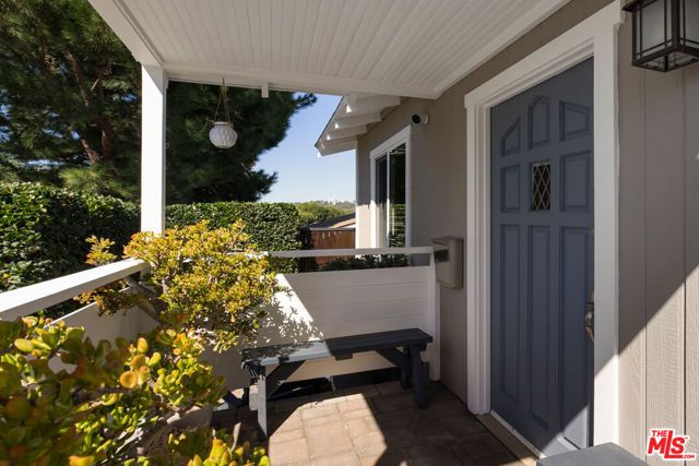 2527 Arthur Street, Los Angeles, CA 90065