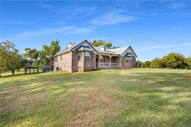 126 RIVERPOINT Road, Clarksville, AR 72830