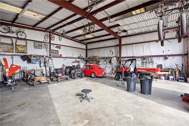 126 RIVERPOINT Road, Clarksville, AR 72830