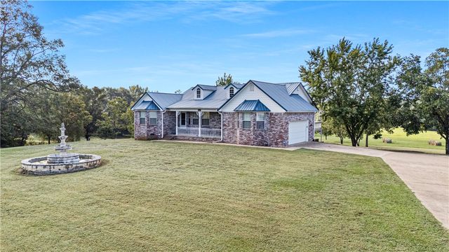 126 RIVERPOINT Road, Clarksville, AR 72830