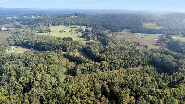 126 RIVERPOINT Road, Clarksville, AR 72830