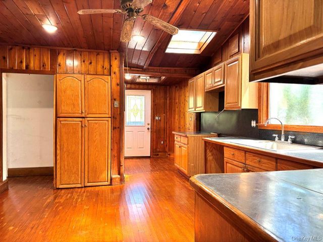 560 Taxter Road, Elmsford, NY 10523