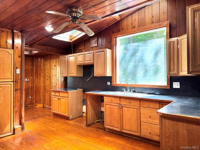 560 Taxter Road, Elmsford, NY 10523