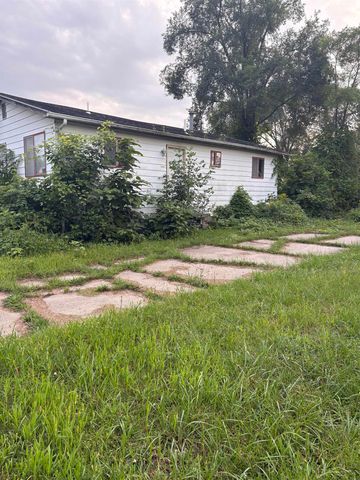 545 S 10th Street, Saginaw, MI 48601